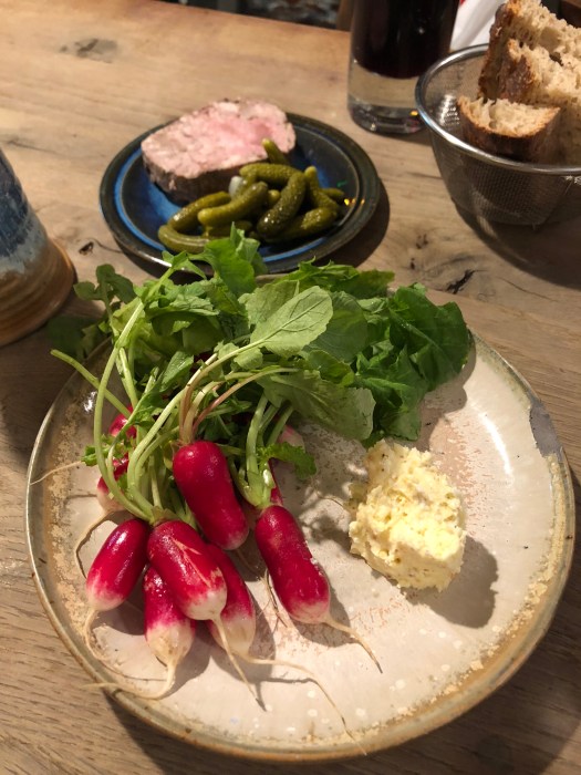 C0665E59-9333-4DE1-81B7-9C6101535B09