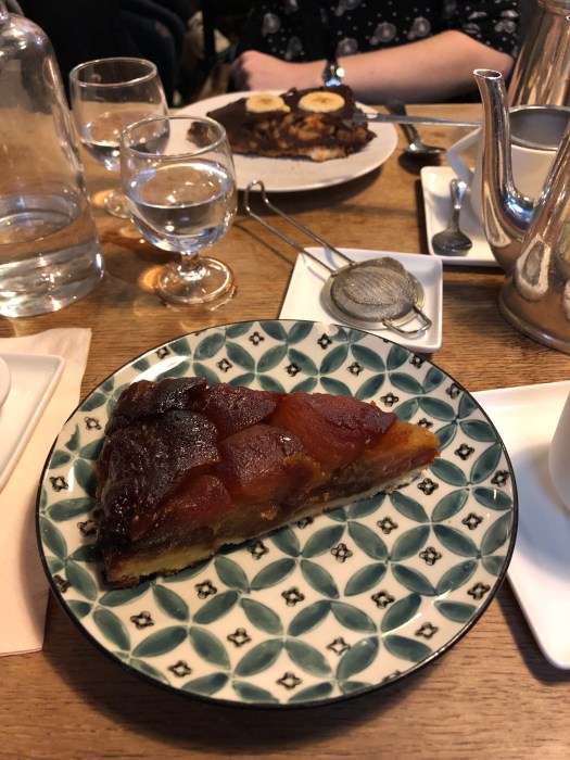 F94F7AD4-0614-43B3-8812-69D1E3FCF4DB