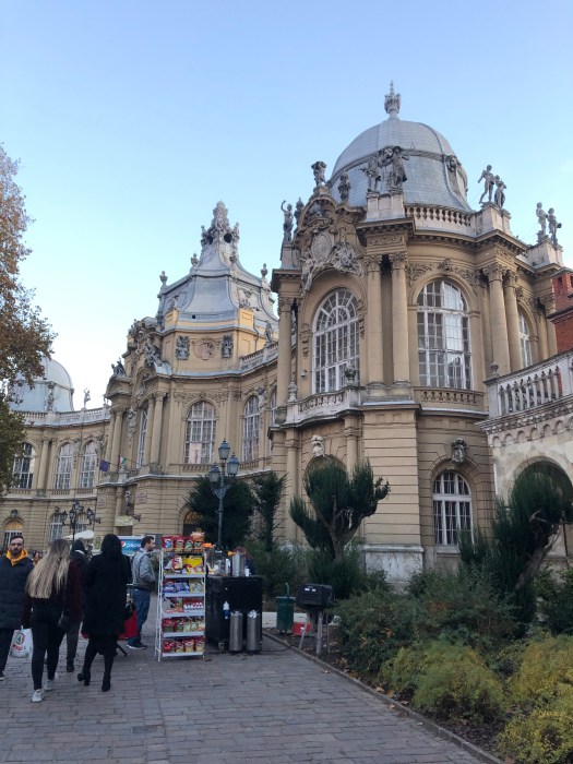 6740D4D8-35D3-42FB-AD1D-DC9D068C2B8A