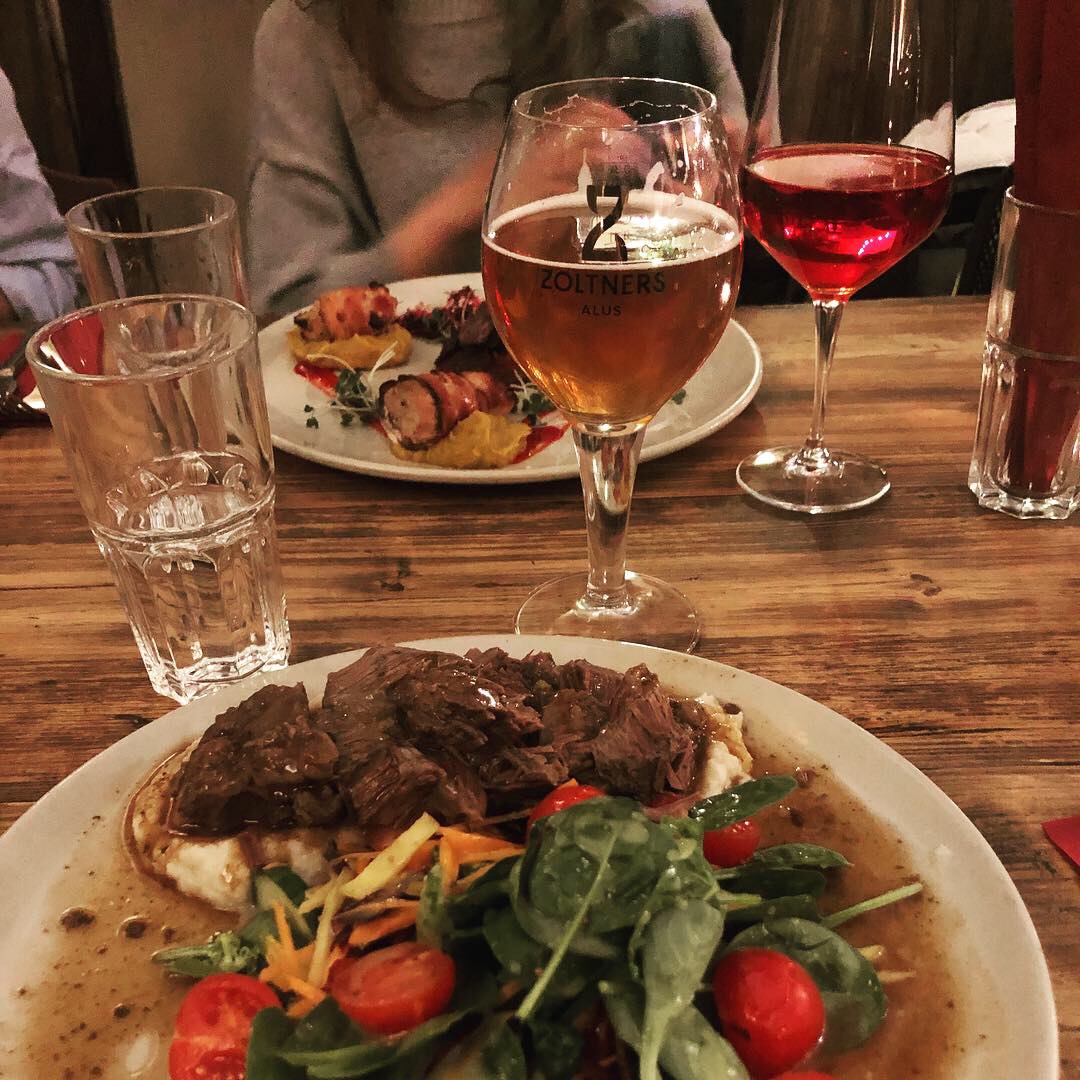 1F8D9B35-0814-4596-9C5A-5524FA3152A7